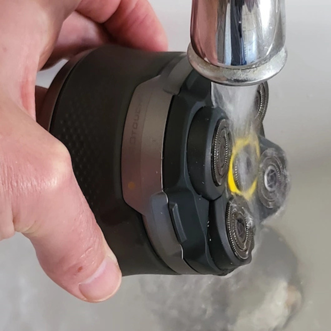 Titanium Head Shaver – Barbeado rente e confortável em casa