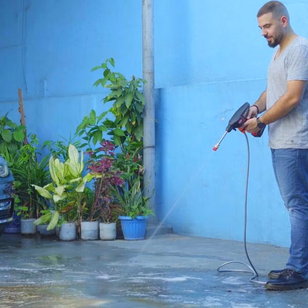 HydroBlast Pistola de Água a Pressão Sem Fios 21V – Limpeza sem Limites
